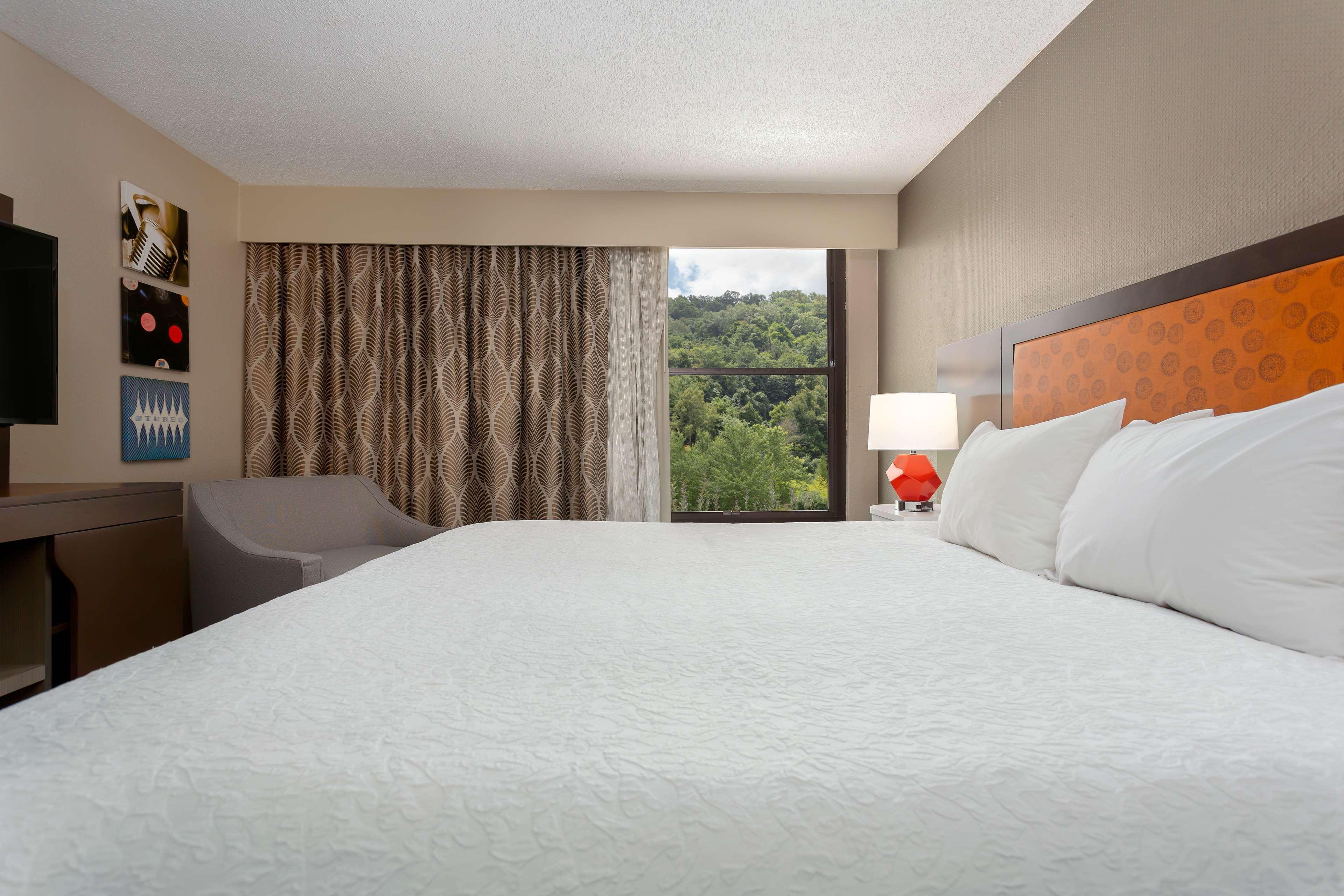 Hampton Inn Bristol Esterno foto