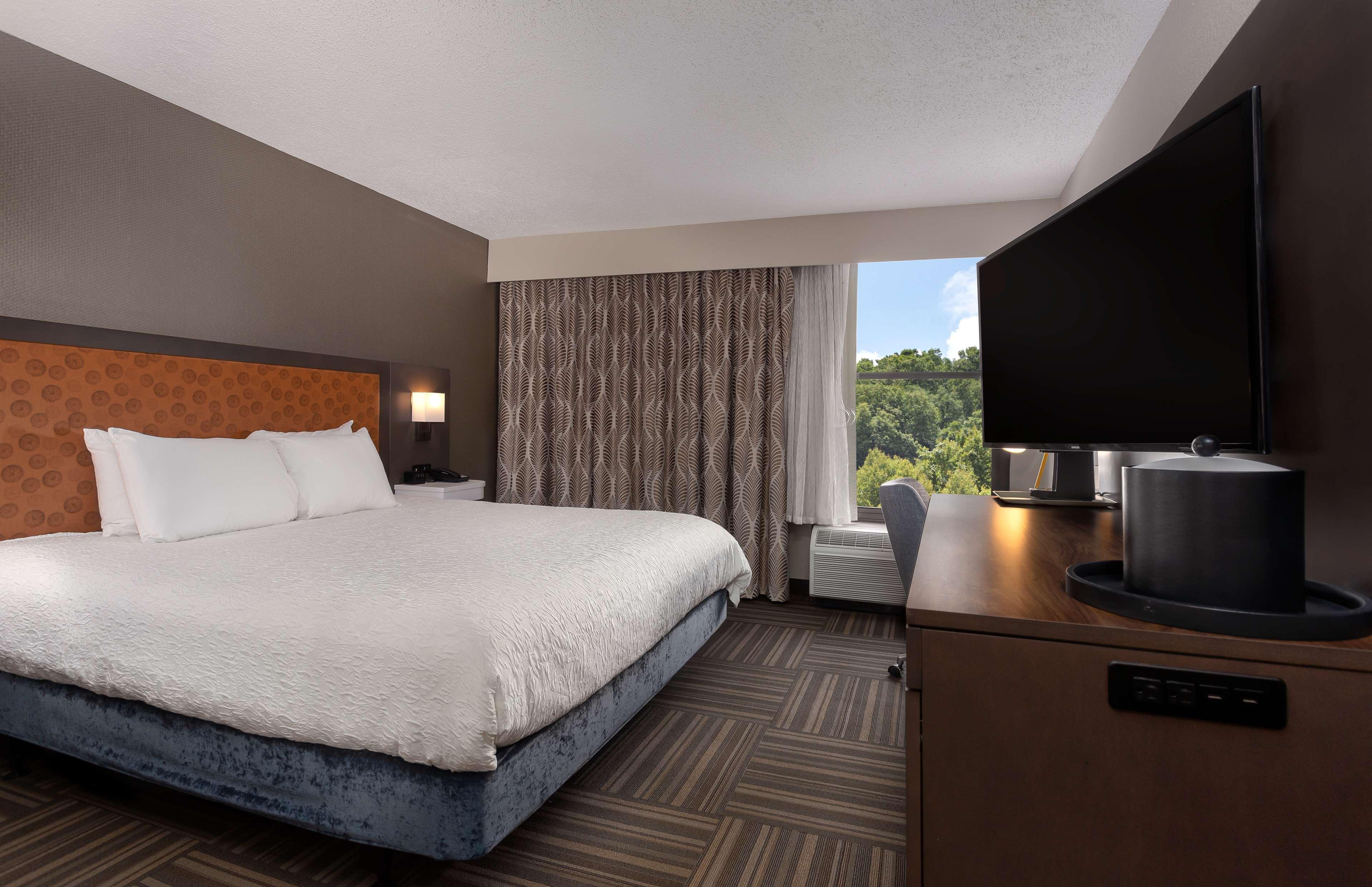 Hampton Inn Bristol Esterno foto