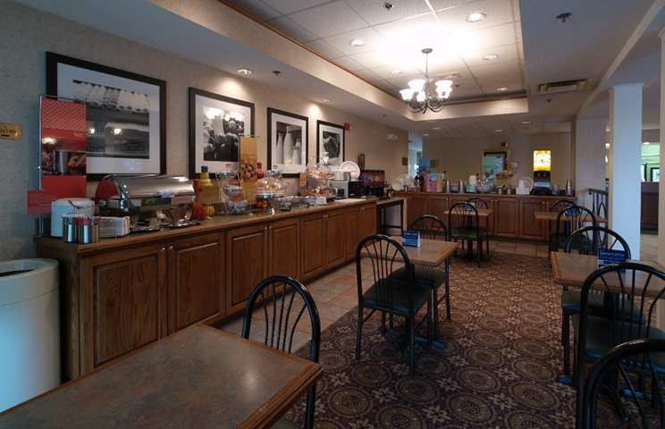 Hampton Inn Bristol Ristorante foto